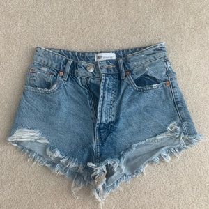 ZARA JEAN SHORTS